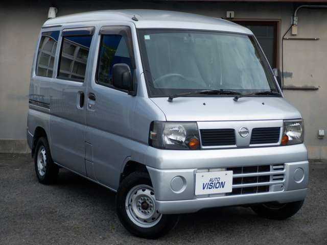 2010 Nissan Clipper – thumbnail 2
