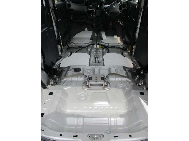 2011 Suzuki Palette – thumbnail 2
