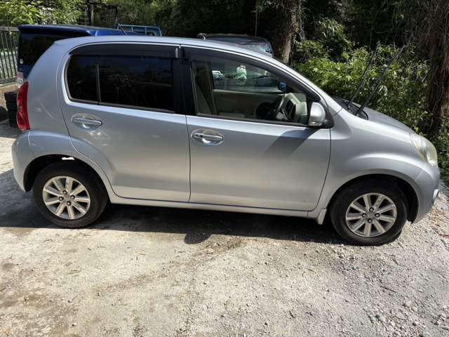 2011 Daihatsu Boon – thumbnail 4