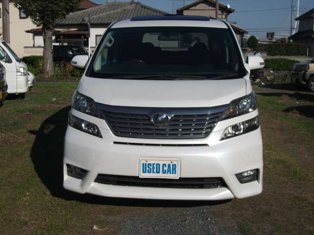 2011 Toyota Vellfire – thumbnail 2
