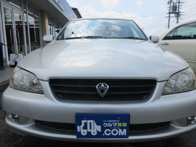 2001 Toyota Altezza G – thumbnail 2