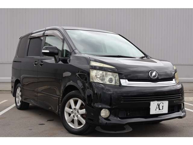 2009 Toyota Voxy – thumbnail 4