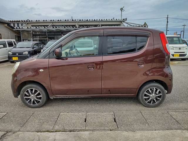 2009 Nissan Moco – thumbnail 3