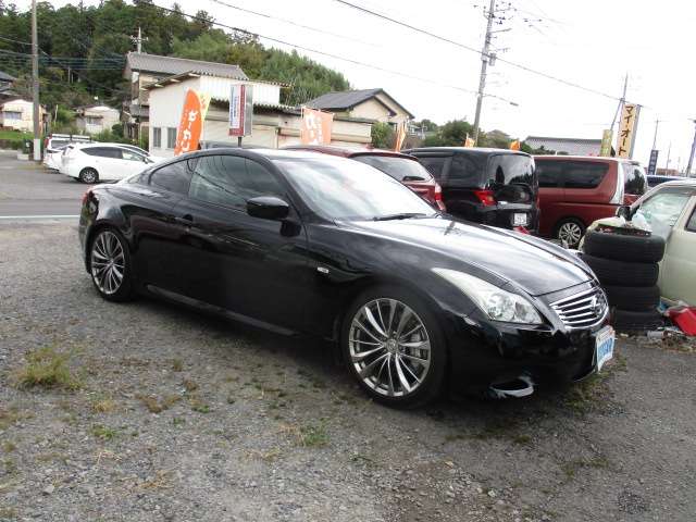 2009 Nissan Skyline Coupe – thumbnail 3