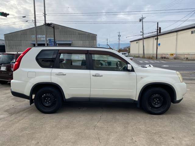 2008 Nissan X-Trail – thumbnail 4