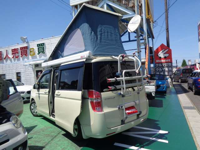 2011 Honda Stepwgn – thumbnail 3