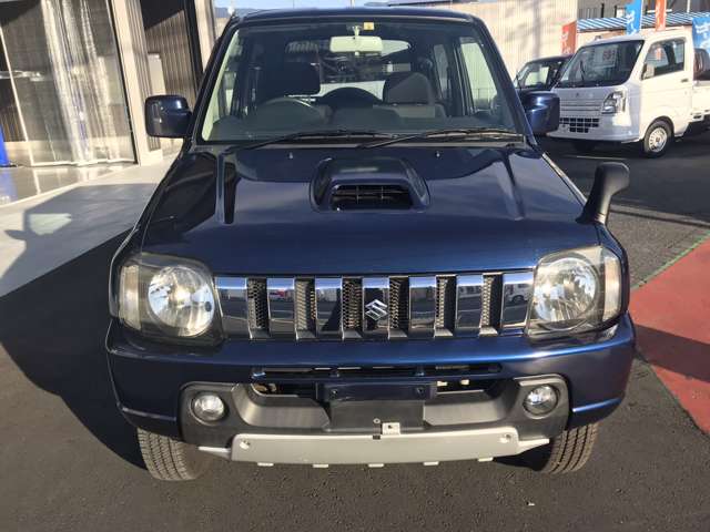 2010 Suzuki Jimny – thumbnail 3