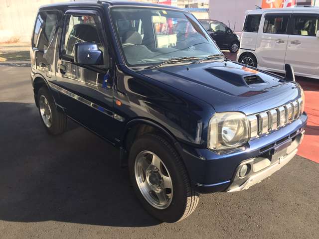 2010 Suzuki Jimny – thumbnail 4