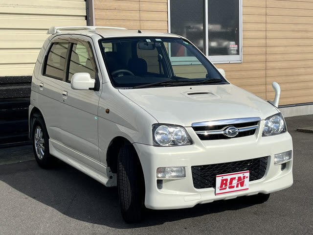 2011 Daihatsu Terios Kid – thumbnail 2