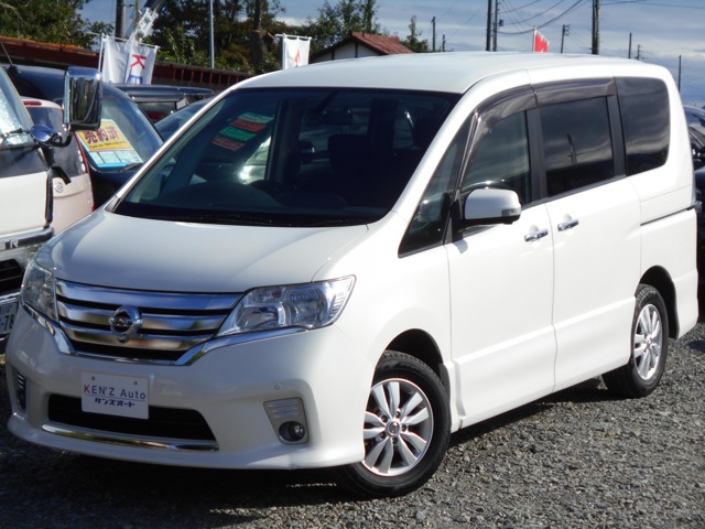 2011 Nissan Serena