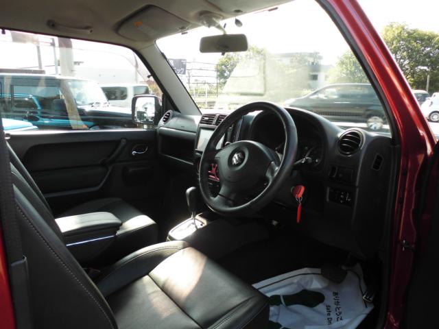 2011 Suzuki Jimny – thumbnail 3