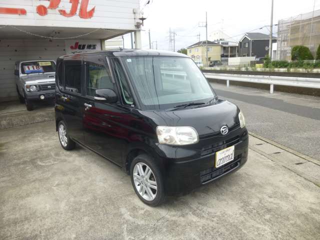 2011 Daihatsu Tanto – thumbnail 3
