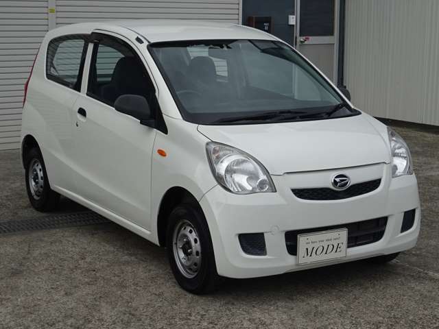 2009 Daihatsu Mira – thumbnail 4