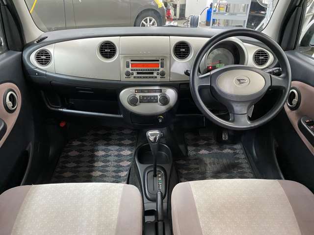 2005 Daihatsu Mira Gino – thumbnail 3