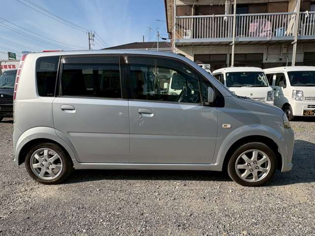 2005 Daihatsu Move – thumbnail 4