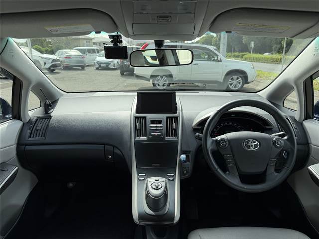 2010 Toyota SAI – thumbnail 2