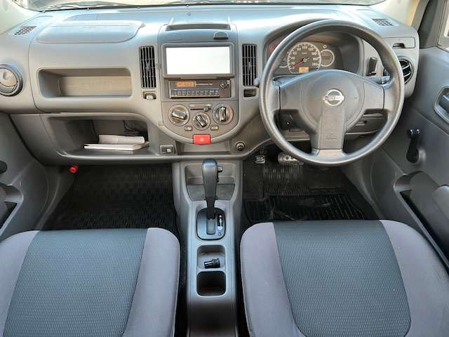 2011 Nissan AD – thumbnail 2