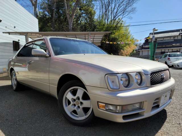 1996 Nissan Cedric – thumbnail 3