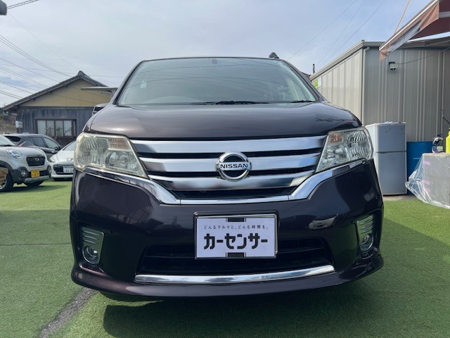 2011 Nissan Serena – thumbnail 2