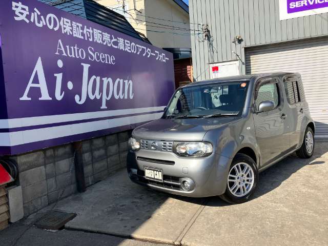 2011 Nissan Cube – thumbnail 2