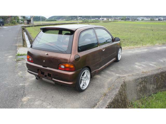 1992 Subaru Vivio – thumbnail 4