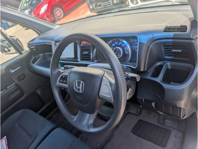 2011 Honda Life – thumbnail 4