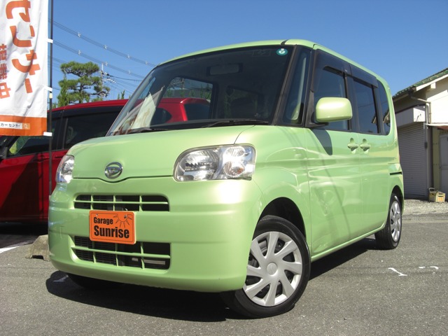 2011 Daihatsu Tanto