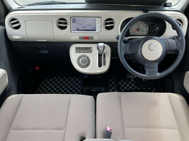 2011 Daihatsu Mira Cocoa – thumbnail 2