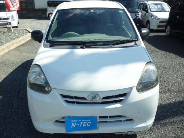 2011 Daihatsu Mira e:S – thumbnail 2
