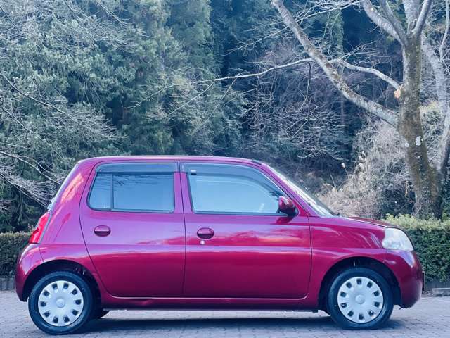 2011 Daihatsu Esse – thumbnail 4