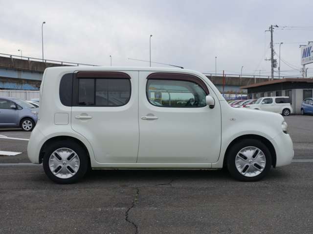 2011 Nissan Cube – thumbnail 4