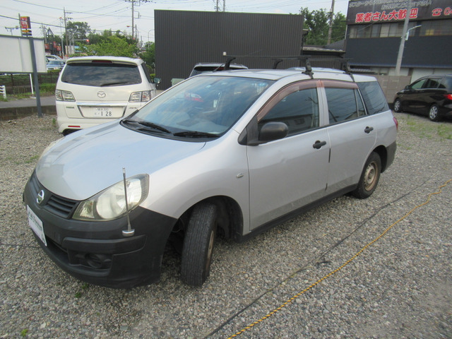 2010 Nissan AD – thumbnail 3
