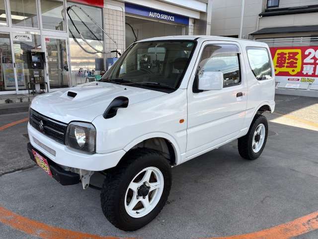 2011 Suzuki Jimny – thumbnail 3