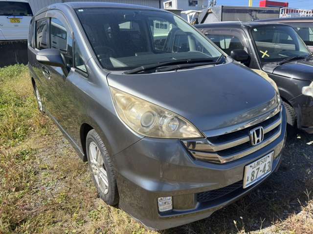 2007 Honda Stepwgn – thumbnail 2