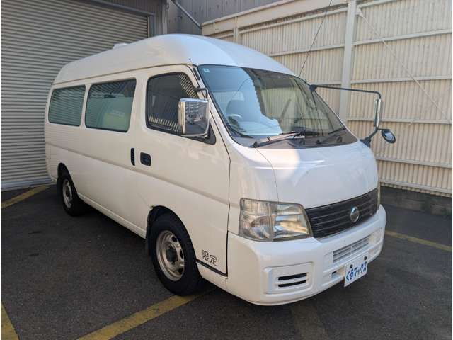 2005 Nissan Caravan – thumbnail 3