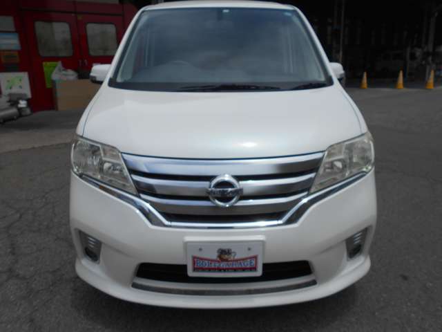 2011 Nissan Serena – thumbnail 4