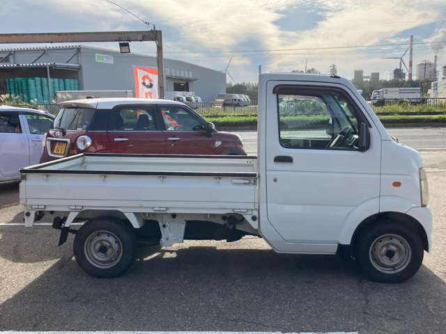 2010 Suzuki Carry – thumbnail 4