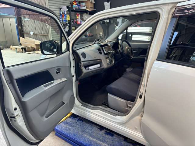 2010 Suzuki Wagon R – thumbnail 3
