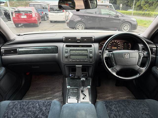 2006 Toyota Crown Estate – thumbnail 2