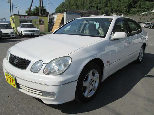 1998 Toyota Aristo – thumbnail 3