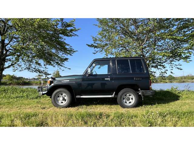 1995 Toyota Land Cruiser 70 – thumbnail 3