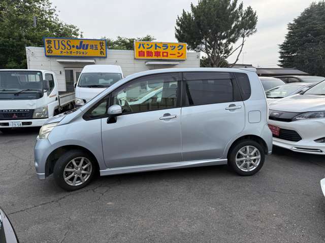2011 Daihatsu Move – thumbnail 3