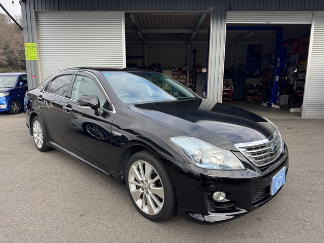 2009 Toyota Crown Hybrid