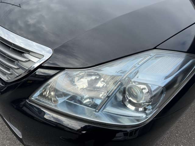 2009 Toyota Crown Hybrid – thumbnail 4