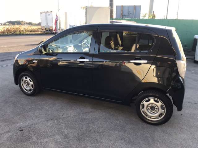 2011 Daihatsu Mira e:S – thumbnail 4