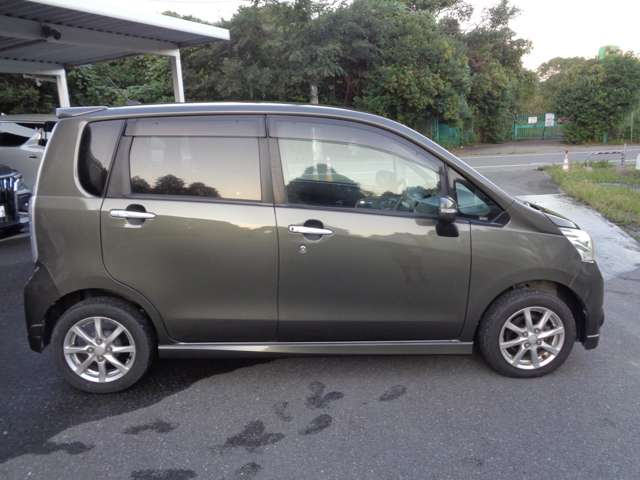 2011 Daihatsu Move – thumbnail 4