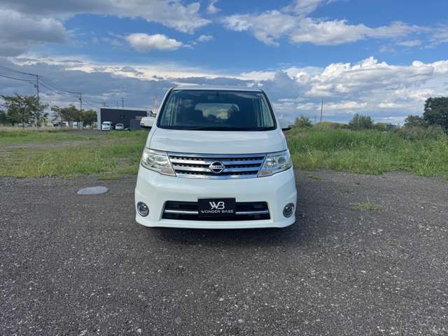 2009 Nissan Serena – thumbnail 2