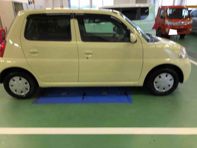 2009 Daihatsu Esse – thumbnail 4