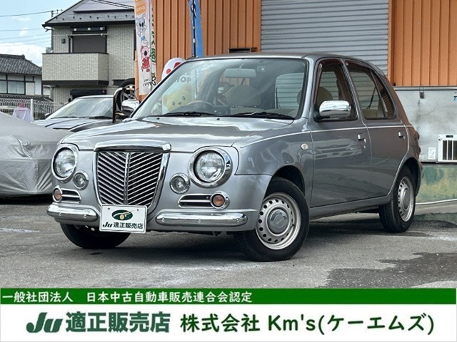 2001 Nissan March