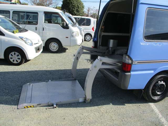 2006 Mitsubishi Delica Van – thumbnail 3